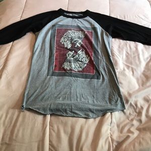 3/4 sleeve men’s fitted tee